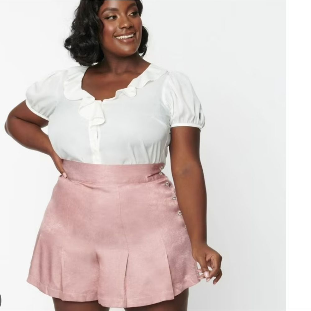 UNIQUE VINTAGE dusty rose‎ dressy flared daisy button high waist shorts 20
